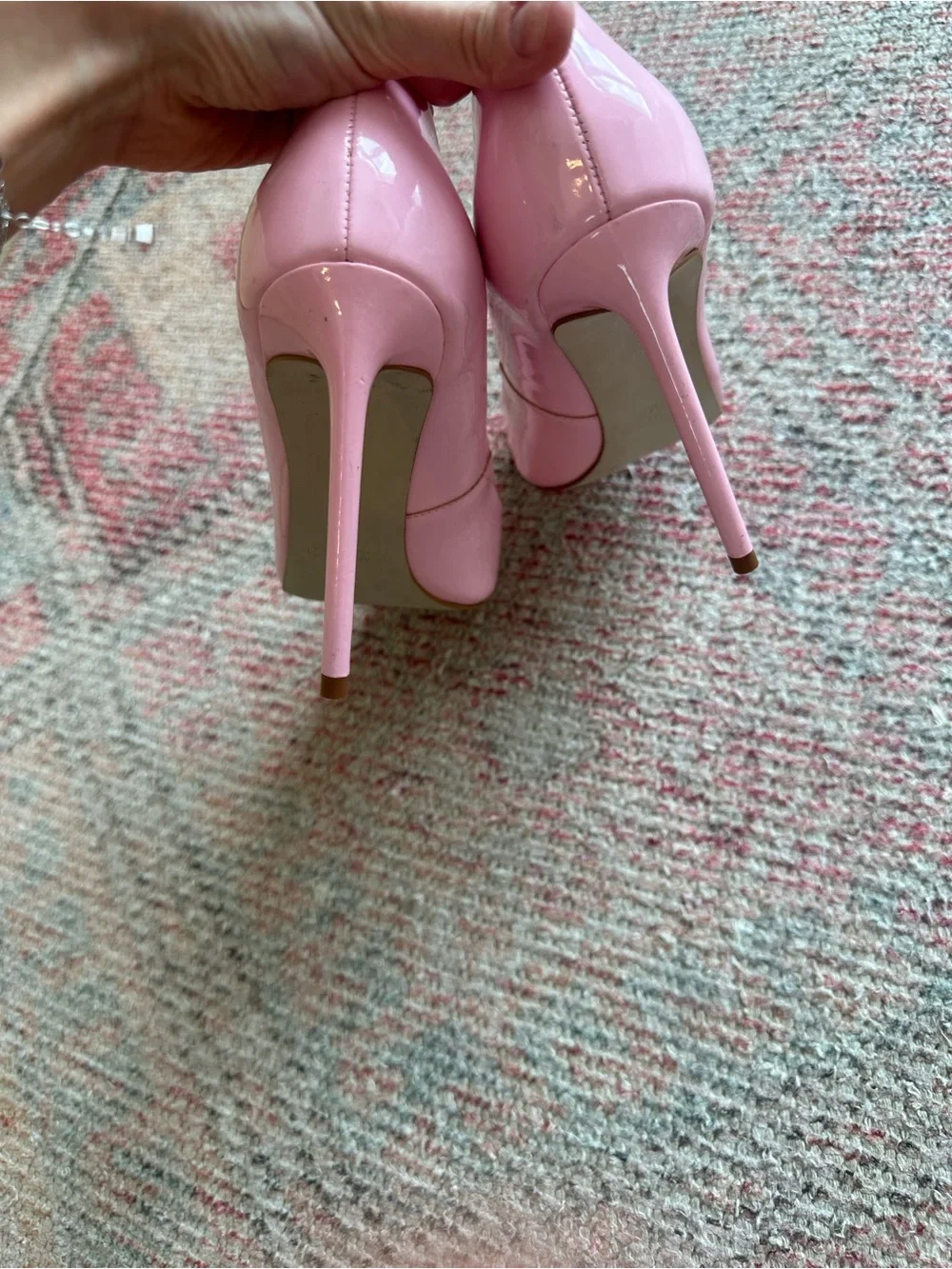 Steve Madden Barbie Light Pink Patent Leather Pointed Toe Pumps size 7